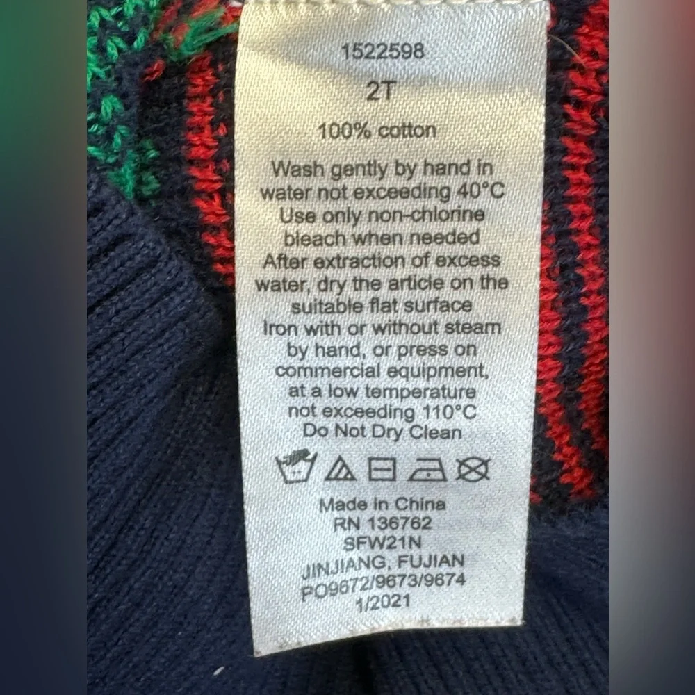EUC ANDY & EVAN Christmas print sweater 2T cut smaller